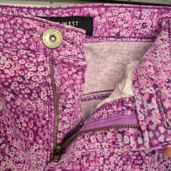 Nine West Womens Cigarette Fit Skinny Leg Jeans Purple Floral Print Size 18W - Picture 4 of 7